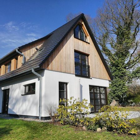 Darsser Strandgut - Haus Ahrenshooper Holz Exterior photo