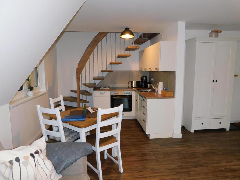 Darsser Strandgut - Haus Ahrenshooper Holz Exterior photo