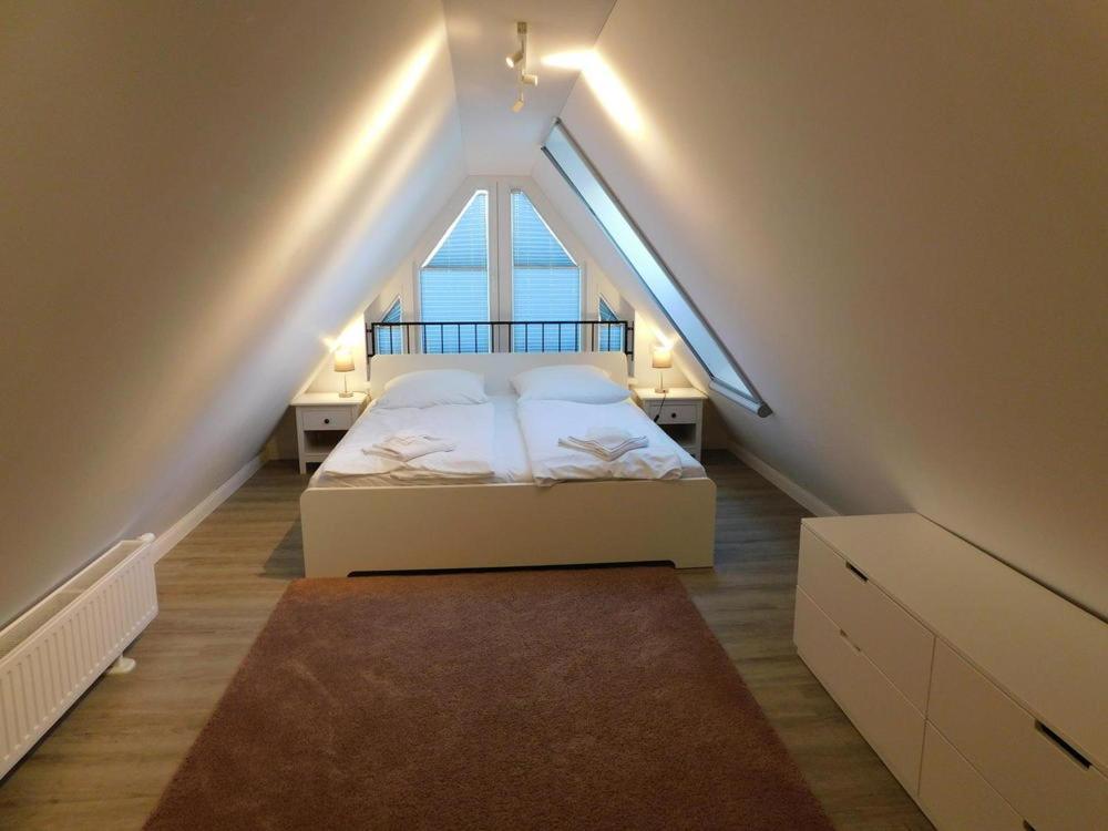 Darsser Strandgut - Haus Ahrenshooper Holz Exterior photo