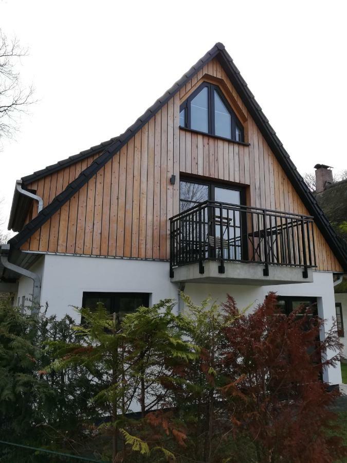 Darsser Strandgut - Haus Ahrenshooper Holz Exterior photo